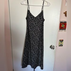 Forever 21 size small midi dress. Dainty and silk.